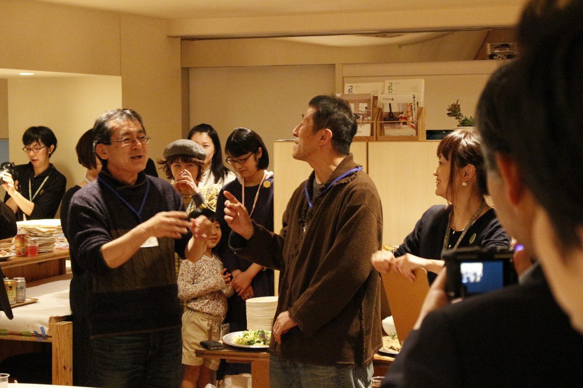 あいばこを手がけられた建築家伊礼智さん、家具デザイナーの小泉誠さん　5周年パーティ時
