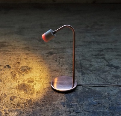 真鍮のスポットライト