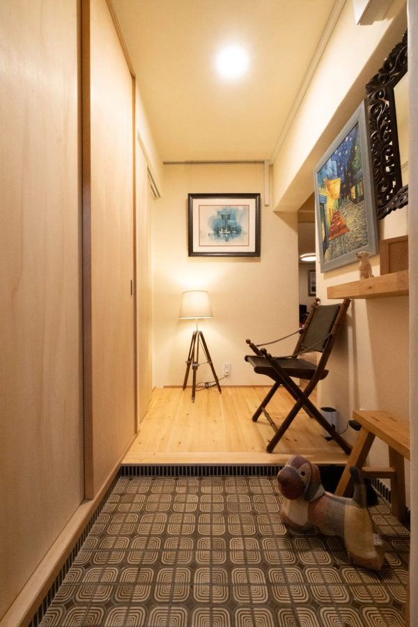 玄関タイルは既存を活用